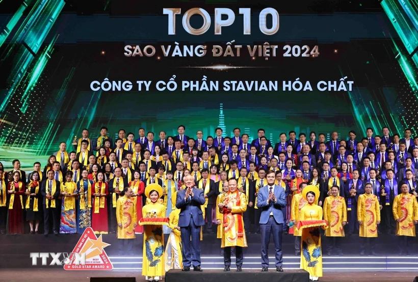 Homenaje a las 10 mejores marcas vietnamitas con la Estrella Dorada 2024: un acercamiento a Vietnam