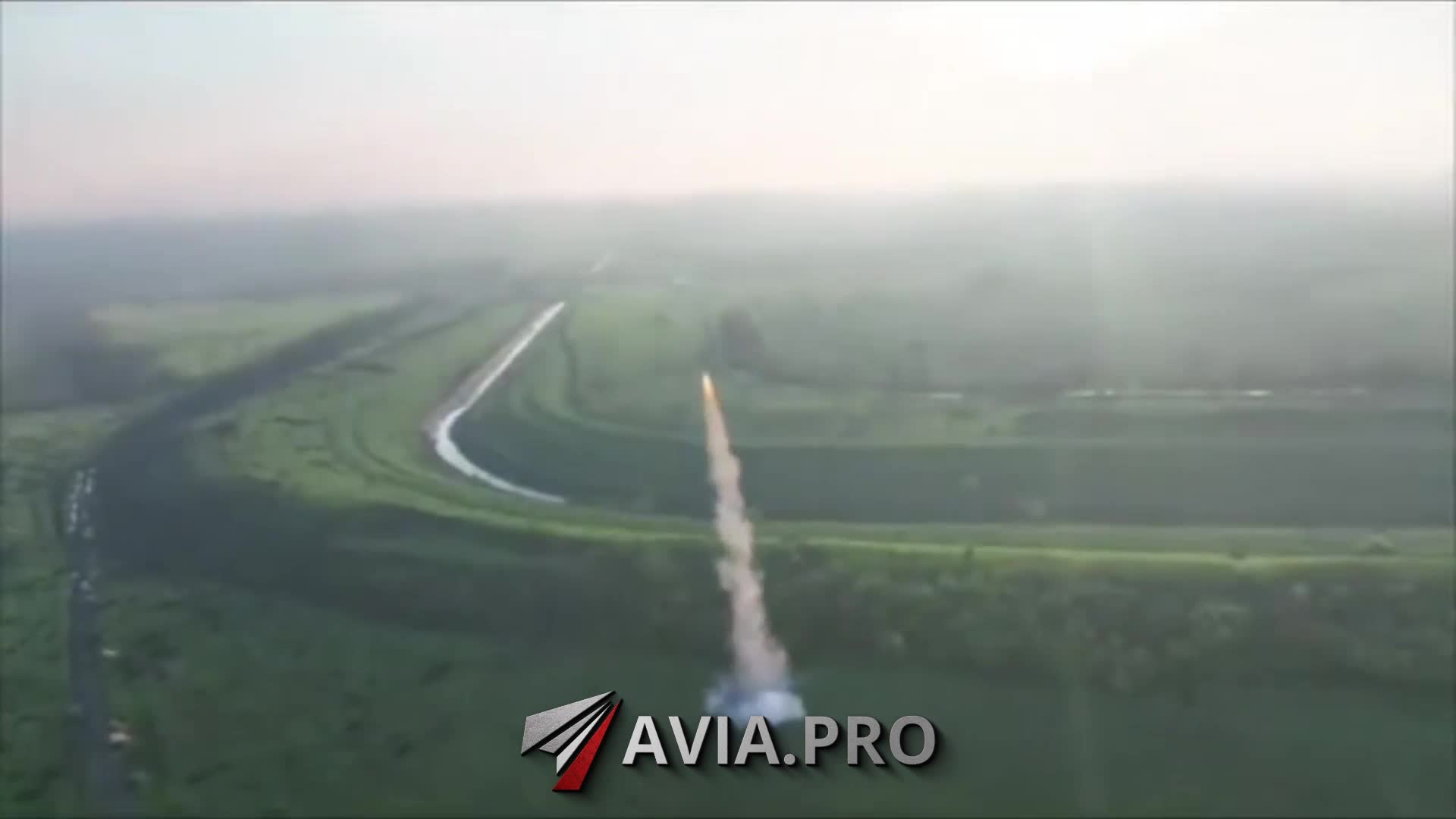Mundo - El terrible poder del complejo ruso UR-77 al atacar objetivos