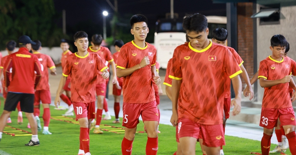 U.17 វៀតណាម ហាត់នៅម៉ោង ៨យប់ នៅប្រទេសថៃ