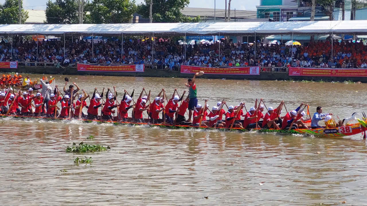 Tranh tài sôi nổi tại giải đua ghe ngo lớn nhất miền Tây- Ảnh 3.