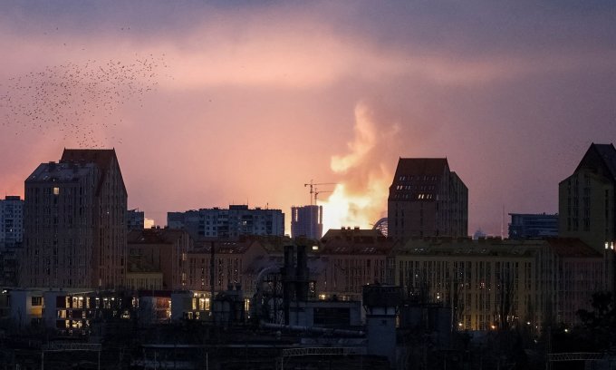 Explosionen in der ukrainischen Hauptstadt Kiew während eines Luftangriffs am 2. Januar. Foto: Reuters