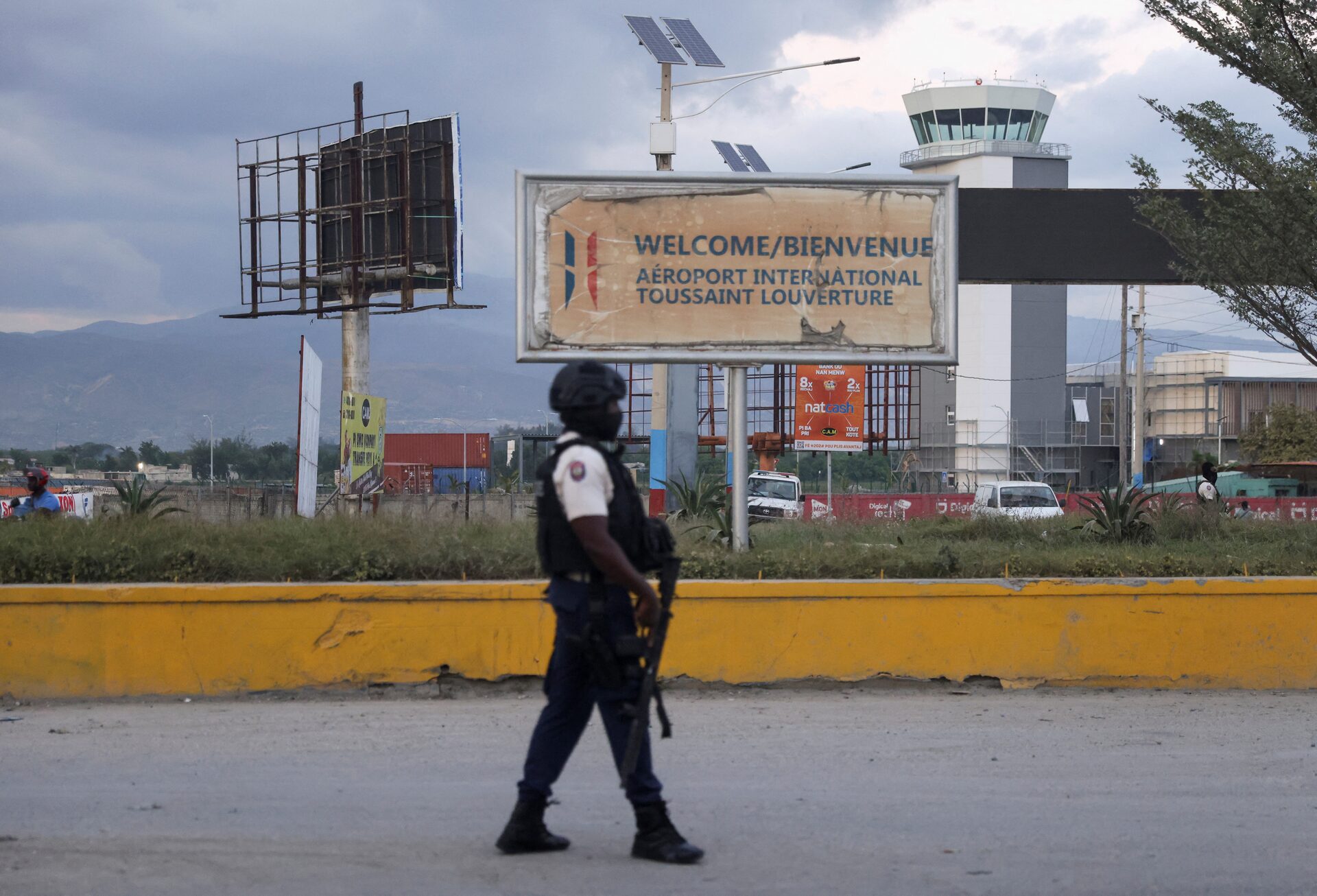 Haiti eröffnet internationalen Flughafen in der Hauptstadt wieder Bild 1