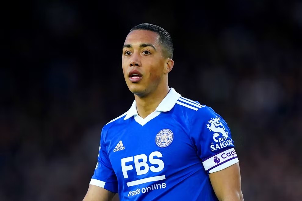 : AS Roma ưu tiên Youri Tielemans;