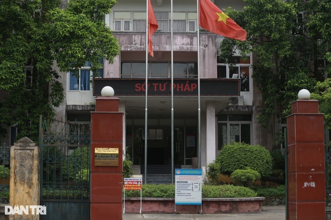 Phó Giám đốc Sở Tư pháp được nghỉ hưu sớm 4 năm theo nguyện vọng cá nhân - 1