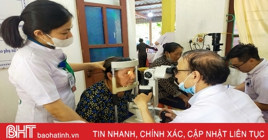 Khám, cấp phát thuốc miễn phí cho 250 người dân huyện Kỳ Anh