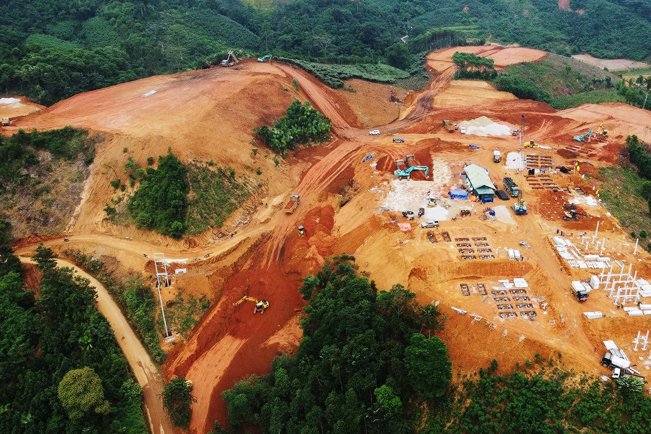 โครงสร้างบ้านจัดสรรค่อยๆ เป็นรูปเป็นร่างขึ้นในหมู่บ้านหนู