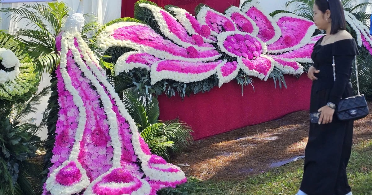 Des artistes nationaux et internationaux présentent leurs talents en matière de composition florale