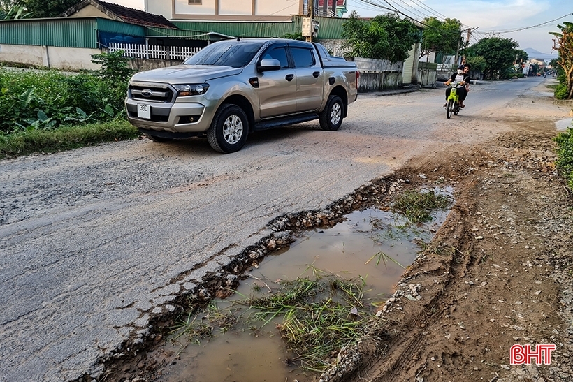 Nearly 59 billion VND for road maintenance and repair in Ha Tinh