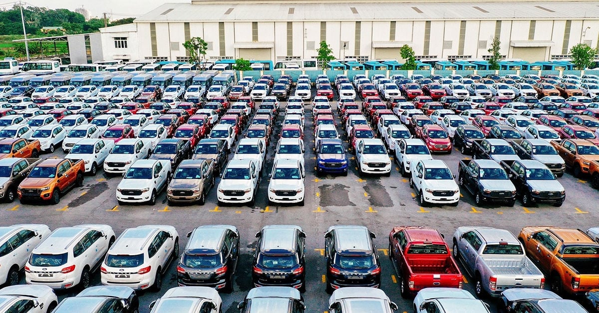 Car imports increase, Vinaconex subsidiary fined