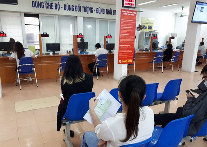 Unemployment insurance workers in Hanoi, Figure 1