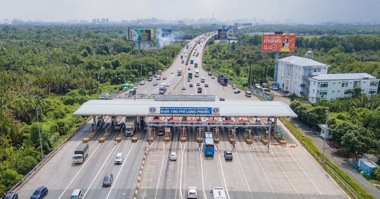 Hơn 590.000 ô tô hết tiền trong tài khoản ETC, là nguyên nhân gây ùn ứ trạm BOT