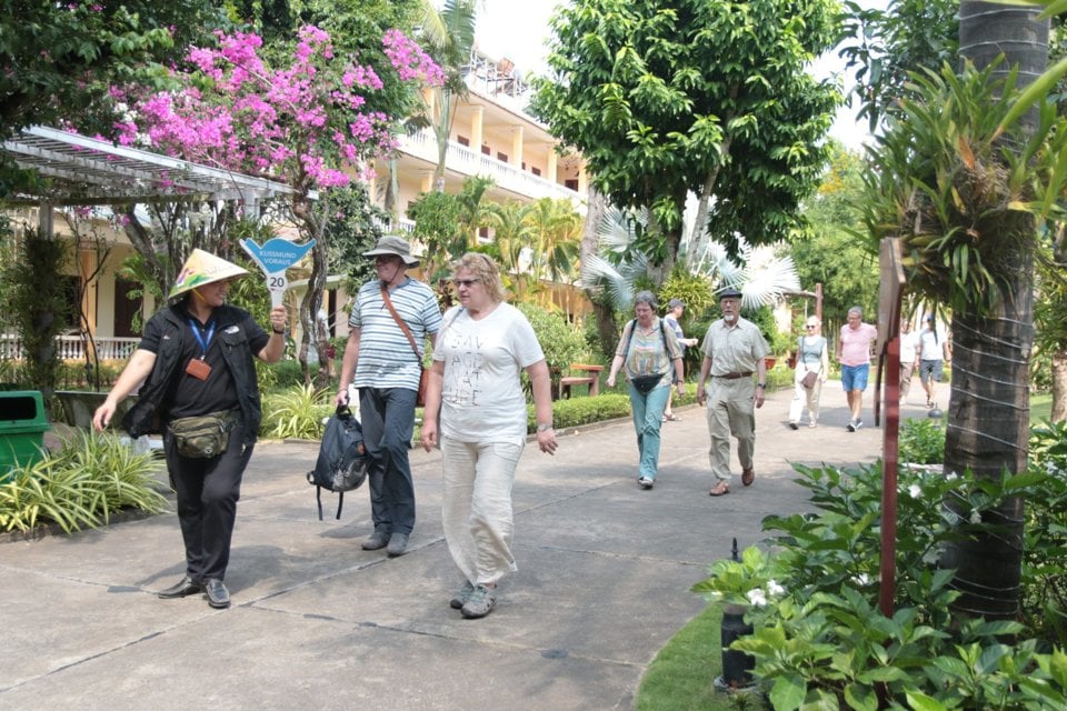 Código de conducta para viajes civilizados en Phu Quoc El país “espera” construir la imagen del turismo local después de un largo tiempo de “espera” huéspedes nacionales (Foto de Huu Tuan)