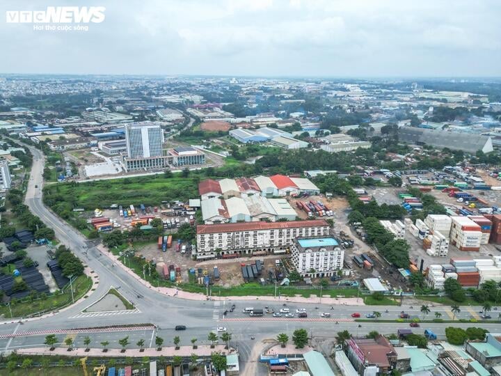 Dong Nai province leaders requested that authorities strictly handle violations of legal regulations in land use rights auctions.