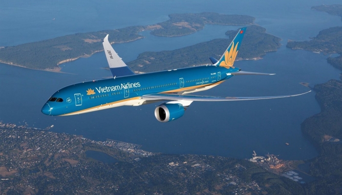 VN-Index rón rén tăng, Vietnam Airlines bay cao