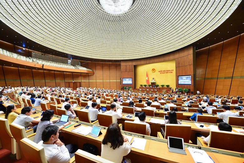 Diálogo - La Asamblea Nacional revisó hoy la labor del personal, clausurando así la V sesión.