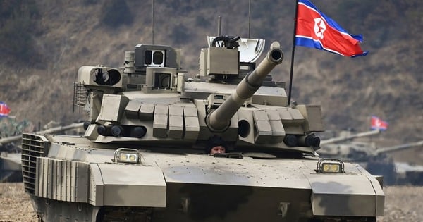 Close-up of Kim Jong-un driving the M2020 tank, "the most powerful tank in the world"