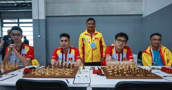 Le Quang Liem aún no ha aparecido en el match, pero los ajedrecistas vietnamitas aún así ganaron fácilmente el primer match en la Olimpiada.