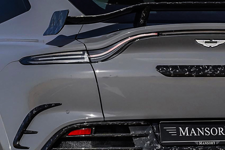 Mansory bringt Upgrade-Paket für Super-SUV Aston Martin DBX 707-4 auf den Markt