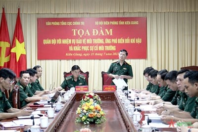 Tọa đàm “Quân đội với nhiệm vụ bảo vệ môi trường, ứng phó biến đổi khí hậu và khắc phục sự cố môi trường”