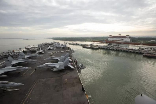 US aircraft carrier strike group heads to the East Sea, visits three Southeast Asian countries