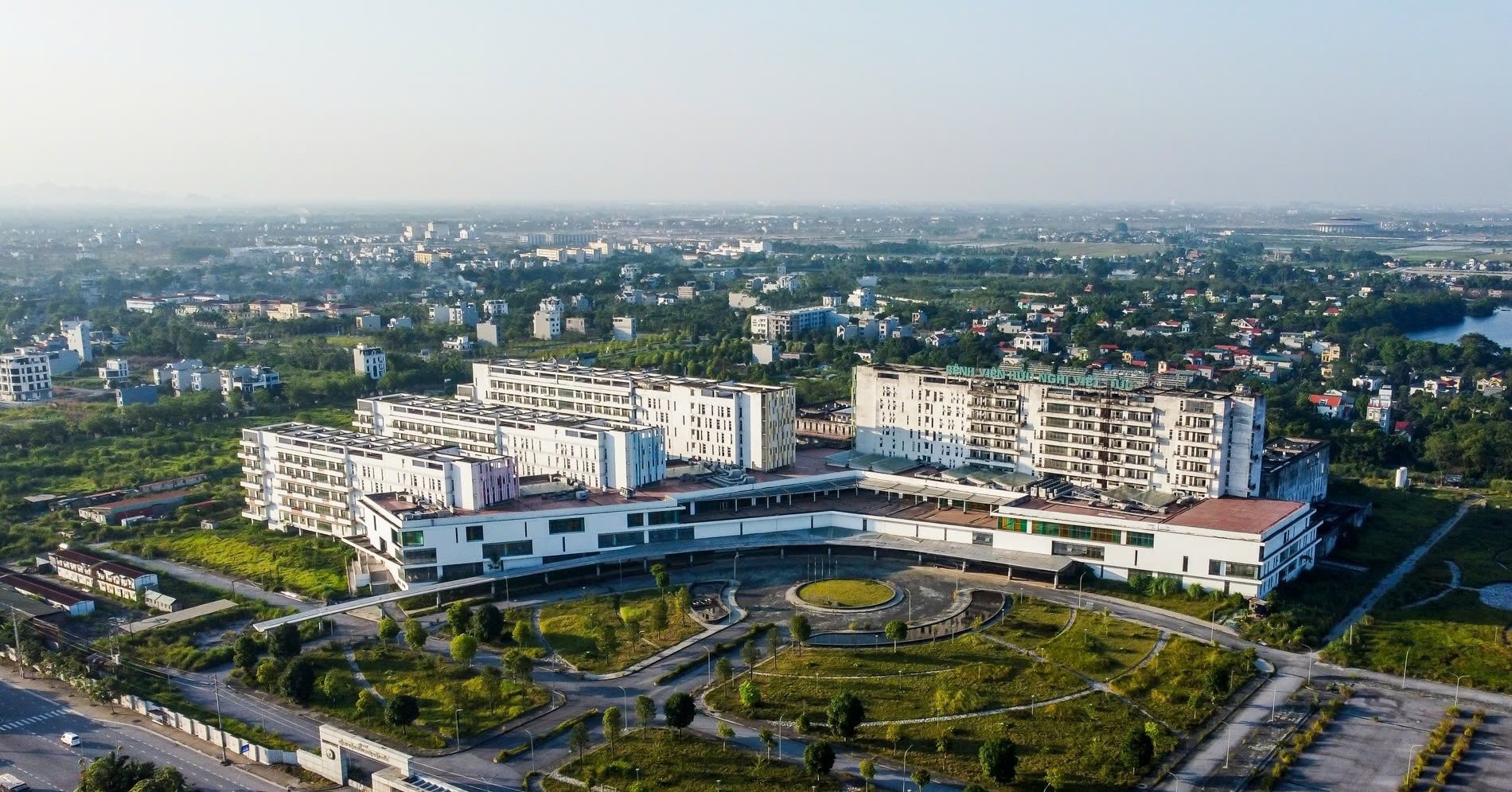 Offizielle Inspektion von zwei Projekten des Bach Mai Hospital und des Viet Duc Hospital, Einrichtung 2