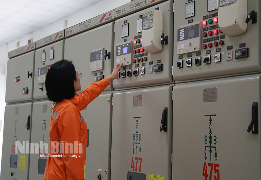 Công ty Điện lực Ninh Bình thực hiện hiệu quả số hóa công tác quản lý vận hành TBA 110 kV và lưới điện phân phối