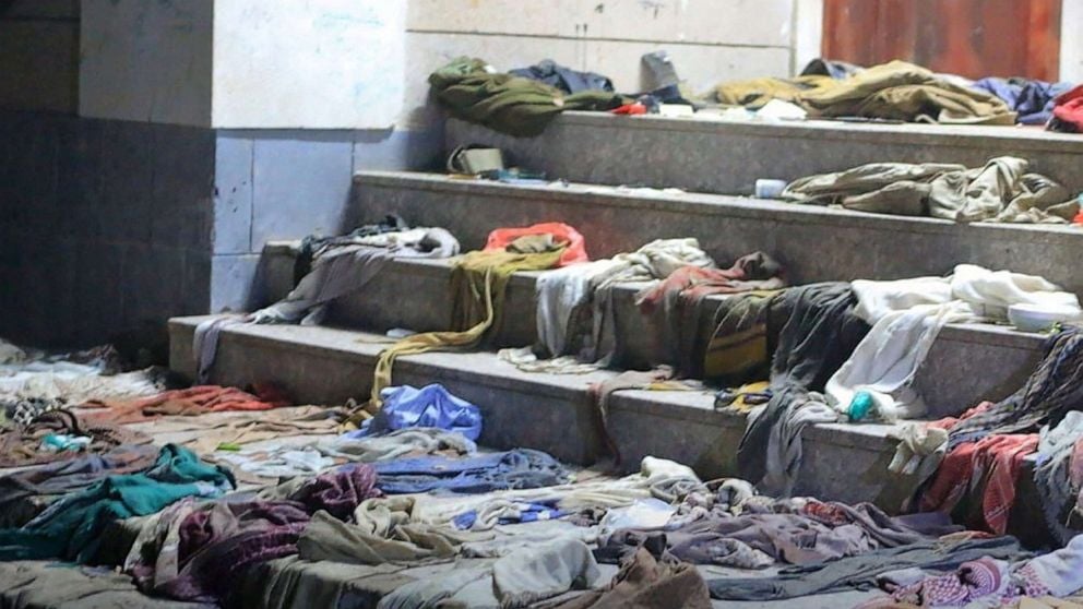 世界 - 約50万ドンの慈善寄付がイエメンで悲惨な災害を引き起こした（写真3）。