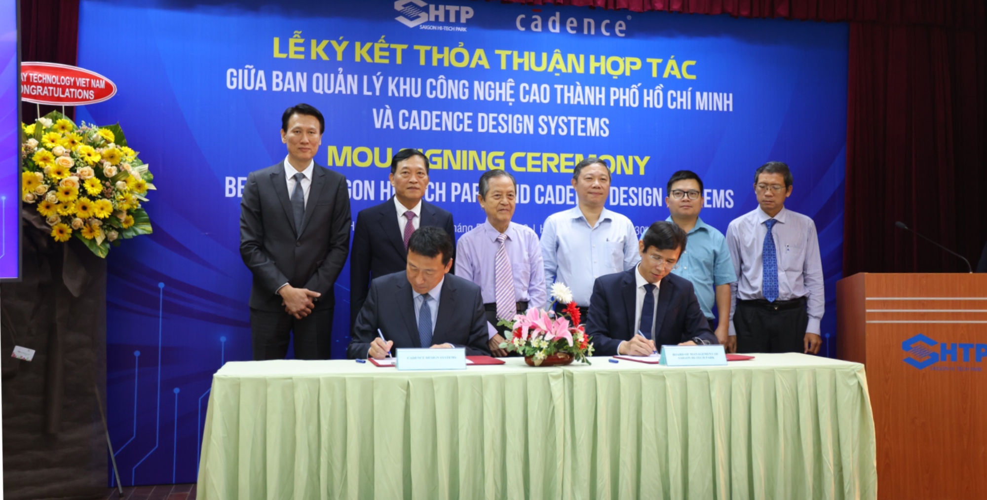 TP HCM: Cơ hội cho sinh viên tiếp cận công nghệ vi mạch tiên tiến thế giới - Ảnh 1.