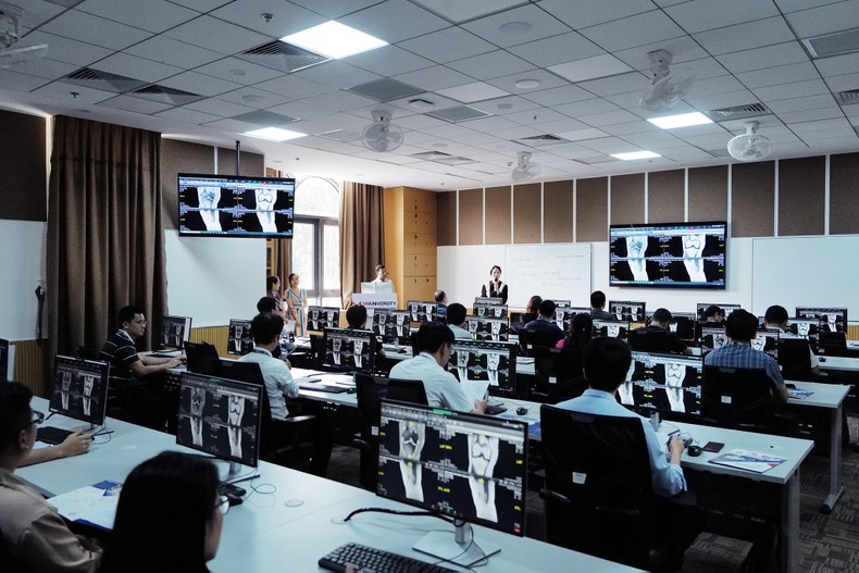 For the first time, Vietnam has an international quality diagnostic imaging training model photo 2