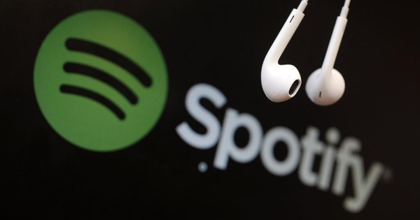 Spotify xóa hàng chục nghìn bài hát do AI tạo ra