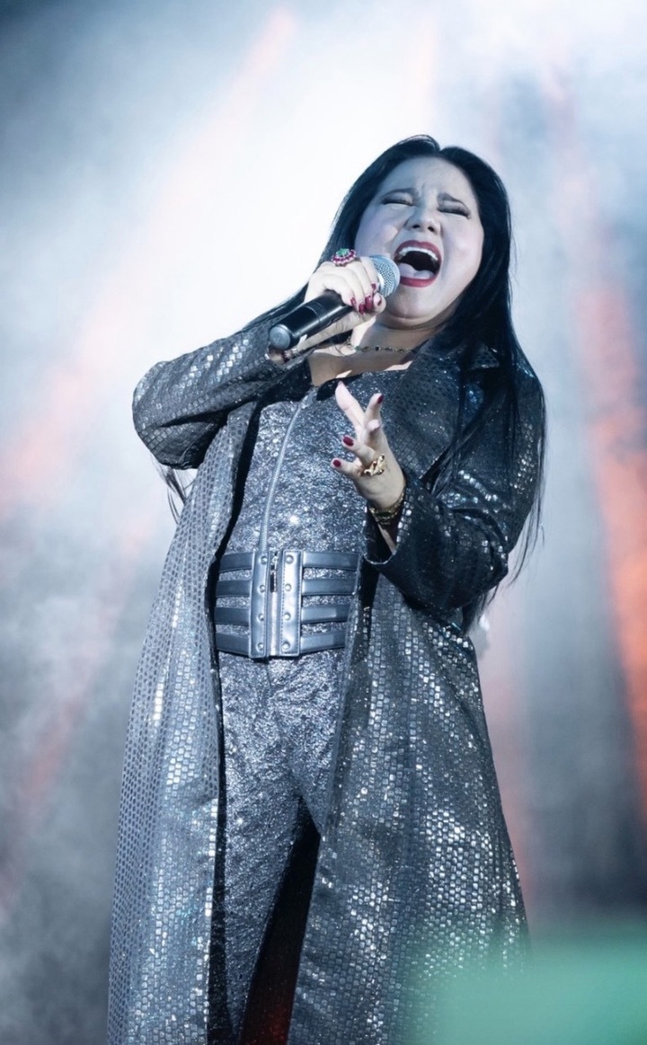 Ngoc Anh est connue comme la « reine du rock ».