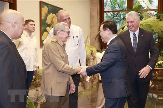 Chu tich Quoc hoi hoi kien Dai tuong Raul Castro Ruz, Chu tich Cuba hinh anh 1