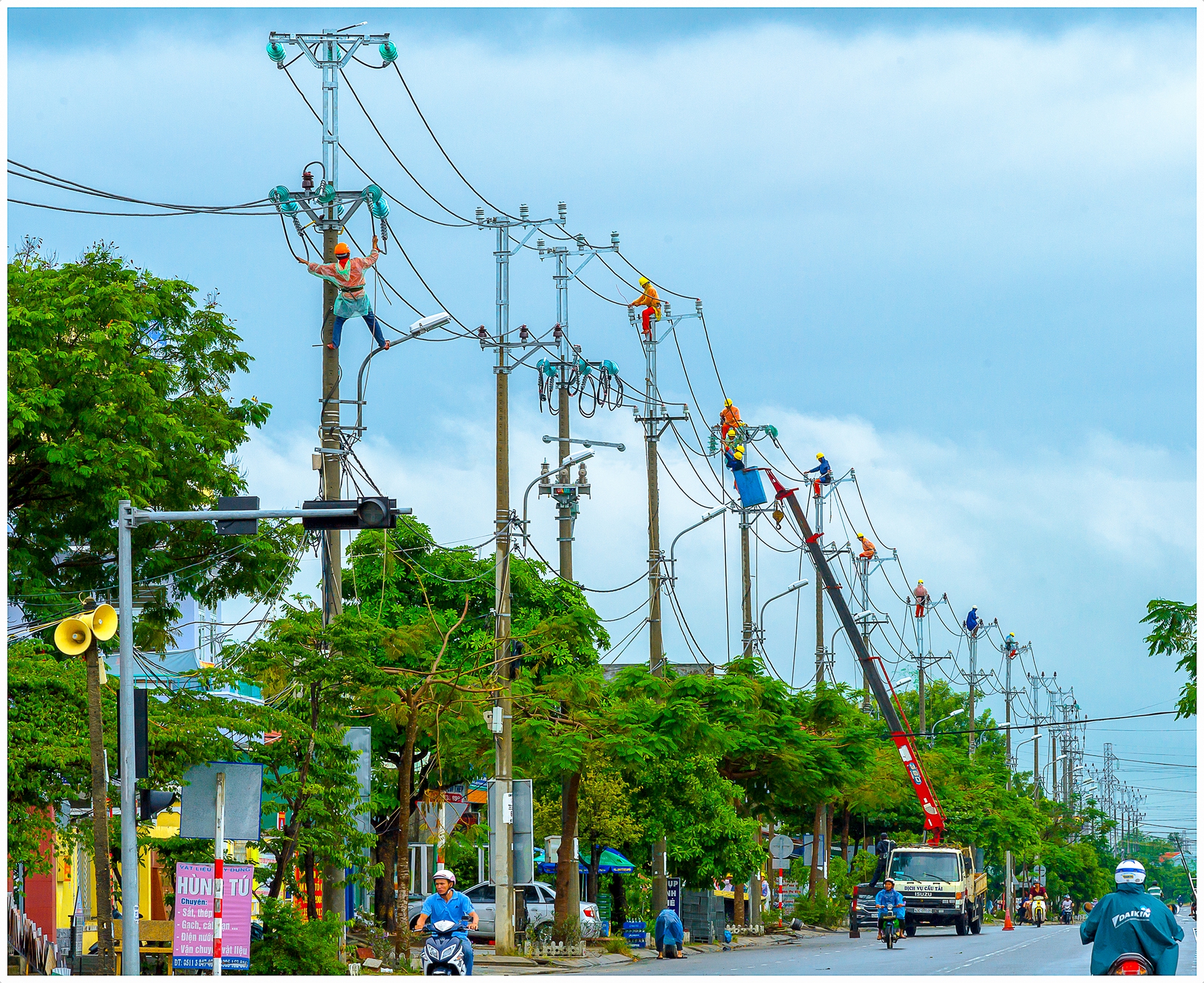 Bộ Tài chính chủ trì xây dựng cơ chế tài chính và huy động vốn cho điện? - Ảnh 1.