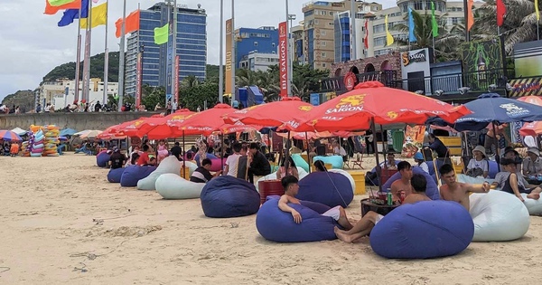 바리아붕따우: 18만1000명 이상의 방문객이 해변에서 맥주를 ​​마시고 즐거운 시간을 보내기 위해 찾아왔다