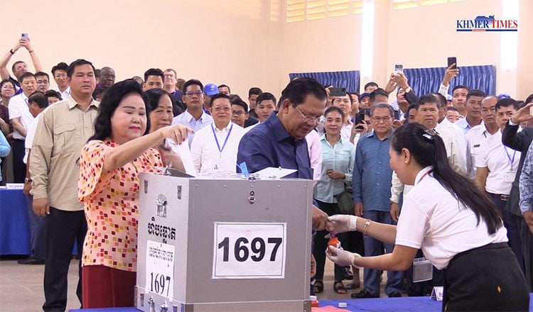 Plus de 9 millions d'électeurs cambodgiens élisent l'Assemblée nationale