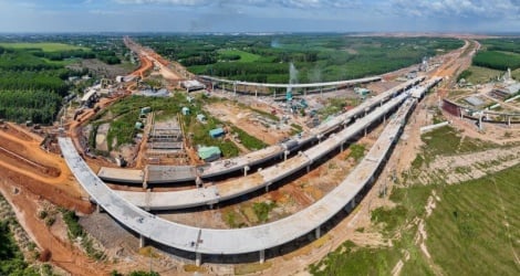 Prime Minister's hot orders on Long Thanh Airport progress and connecting road