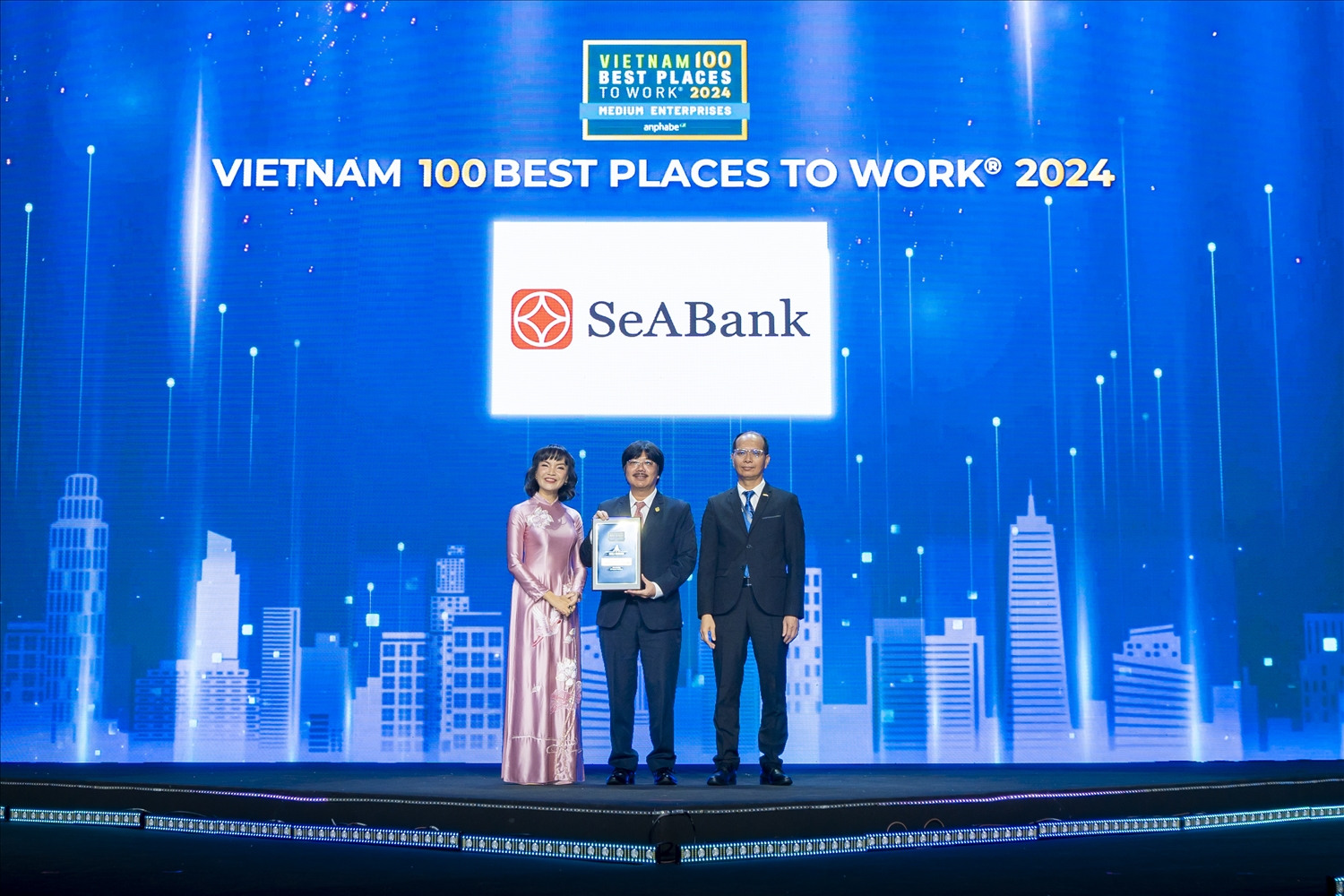 SeABank được vinh danh: Nơi làm việc tốt nhất Việt Nam 2024