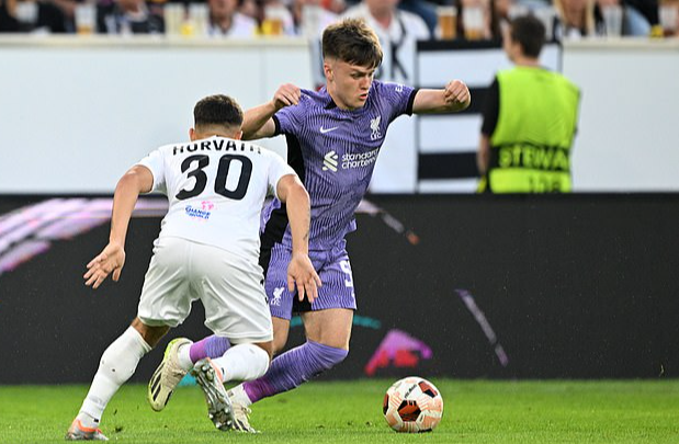 Liverpool ngược dòng đất Áo, thắng tưng bừng chủ nhà LASK Linz - Ảnh 1.