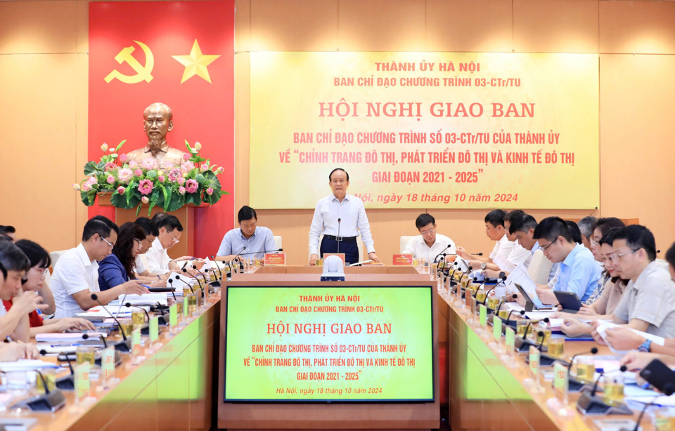 Chủ tịch HĐND TP Hà Nội Nguyễn Ngọc Tuấn - Trưởng Ban chỉ đạo Chương trình 03-CTr/TU phát biểu kết luận hội nghị