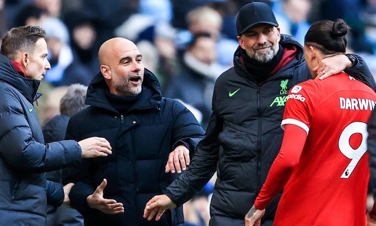 Klopp can ngăn vì 'yêu mến cả Guardiola và Nunez'