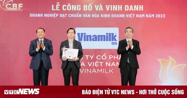 Vinamilk được vinh danh 'Doanh nghiệp đạt chuẩn văn hóa kinh doanh Việt Nam'