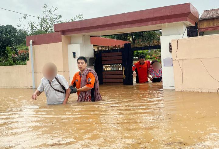 Hàn Quốc, Nhật Bản đang mưa lớn nghiêm trọng- Ảnh 2.