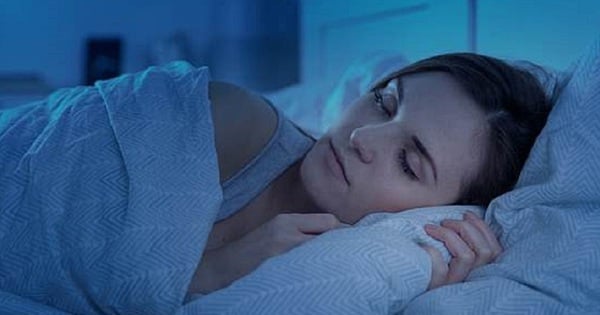 Comment le fait de se coucher tôt affecte-t-il le corps ?