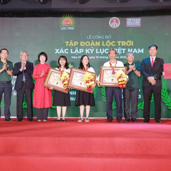 Loc Troi Group สร้างสถิติใหม่ 3 รายการ