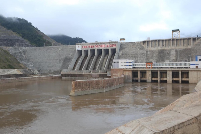 7月7日、ライチャウ水力発電貯水池の水位は死水位より22.7メートル高かった。写真：EVN