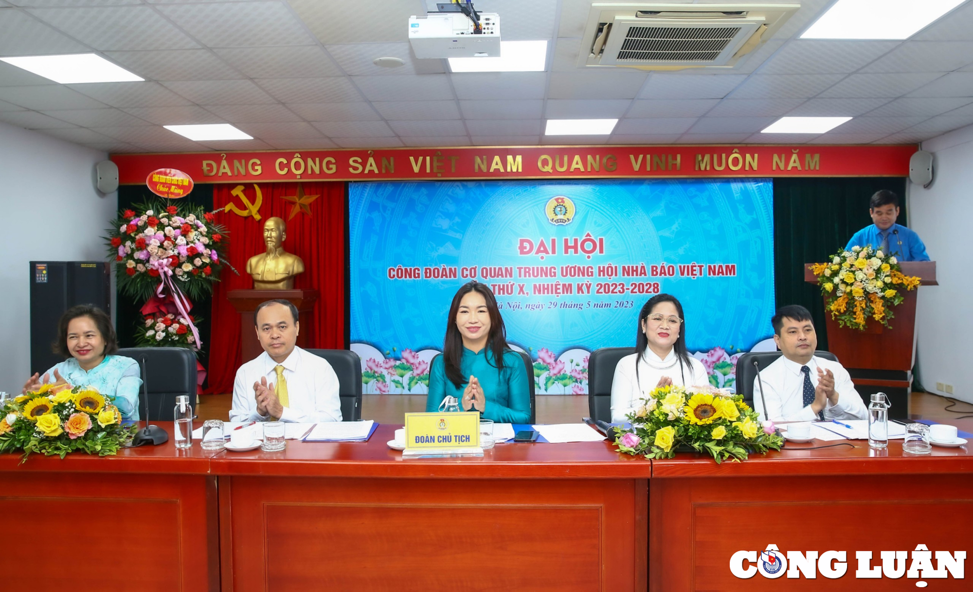 Mr. Le Tran Nguyen Huy was elected Chairman of the Central Committee of the Vietnam Journalists Association for the 2023-2028 term, photo 10