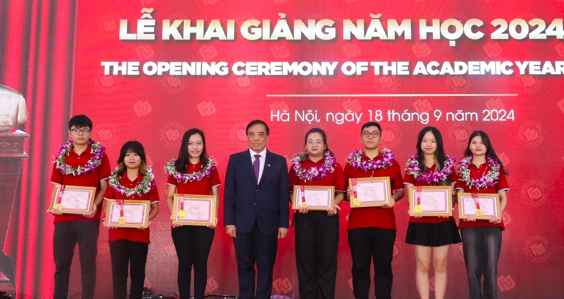 3 thủ khoa năm 2024 chọn theo học Trường ĐH Ngoại thương