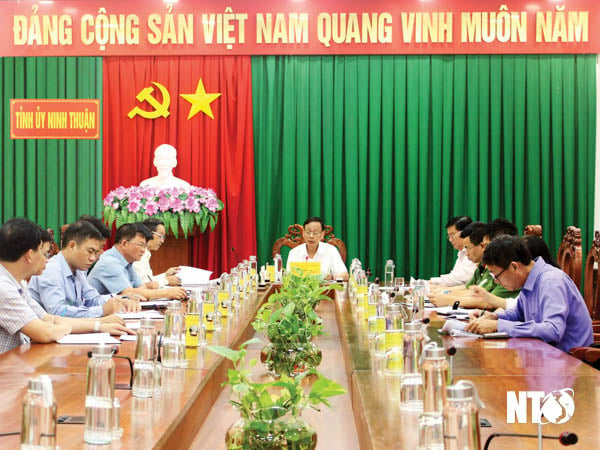 Provincial Steering Committee for Anti-Corruption and Negativity Deploys Tasks for August 2023