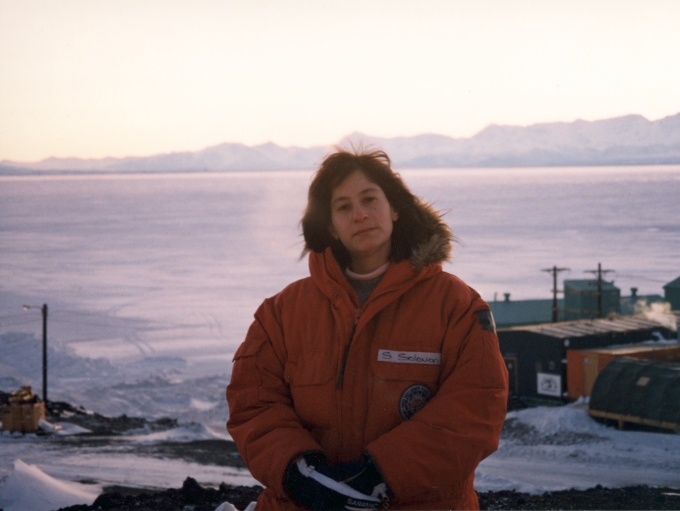 TS Susan Solomon ở Nam Cực. Ảnh: NOAA