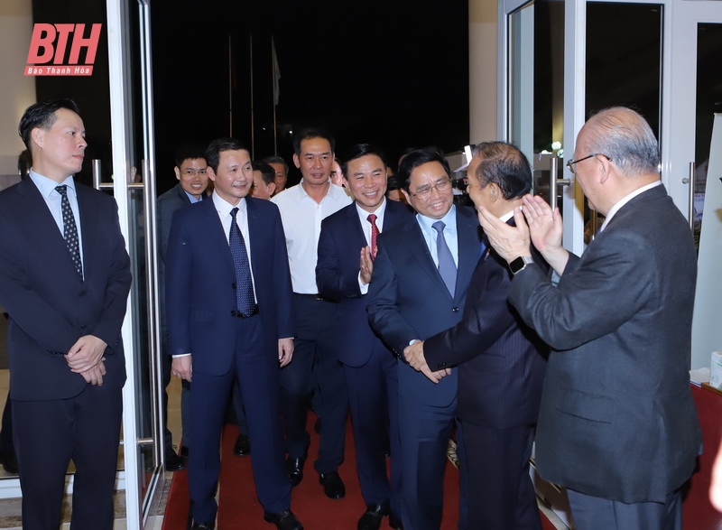 Kunstaustausch zur Feier des 50-jährigen Jubiläums der diplomatischen Beziehungen zwischen Vietnam und Japan